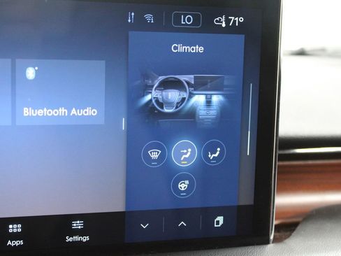 Used 2022 Lincoln Nautilus Reserve w/ Monochromatic Package image 48