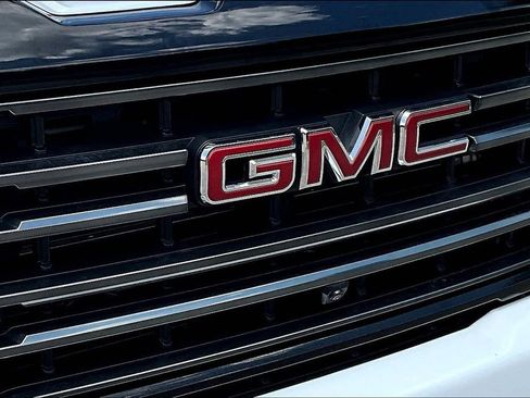 Used 2022 GMC Sierra 2500 AT4 w/ AT4 Preferred Package AWD/4WD image 30