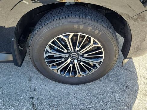 Certified 2025 Nissan Armada SL AWD/4WD image 7