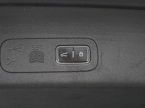 Used 2024 Lincoln Aviator Reserve w/ Equipment Group 201A image 19