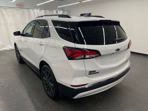 Used 2023 Chevrolet Equinox RS w/ LPO, Floor Liner Package AWD/4WD image 3
