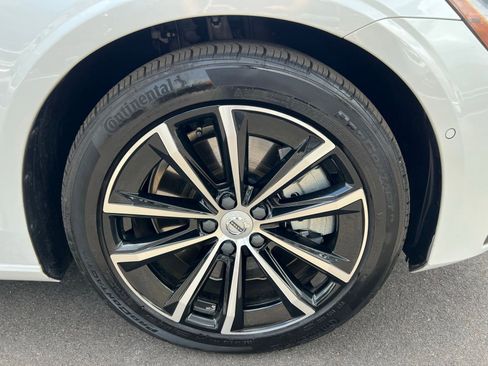 Used 2023 Volvo S60 T8 Plus AWD/4WD image 14