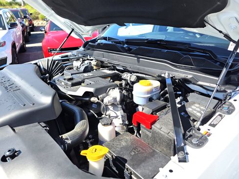 Certified 2024 RAM 2500 Tradesman w/ Chrome Appearance Group image 19