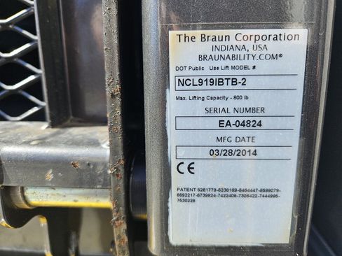 Used 2014 Ford E-350 and Econoline 350 Extended Super Duty w/ Power Group image 23