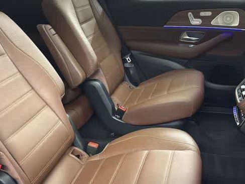 Certified 2024 Mercedes-Benz GLS 580 4MATIC image 34