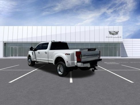 Used 2020 Ford F450 Limited w/ FX4 Off-Road Package AWD/4WD image 4
