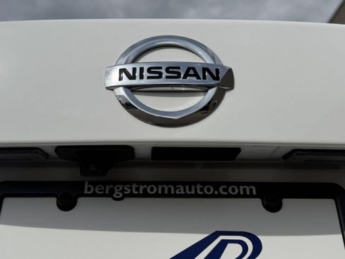 Used 2023 Nissan Sentra SV FWD image 12