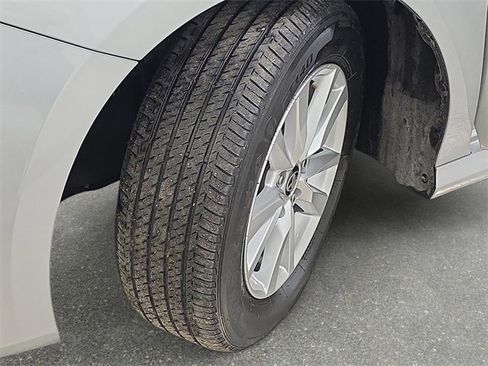 Certified 2025 Toyota Camry LE image 28