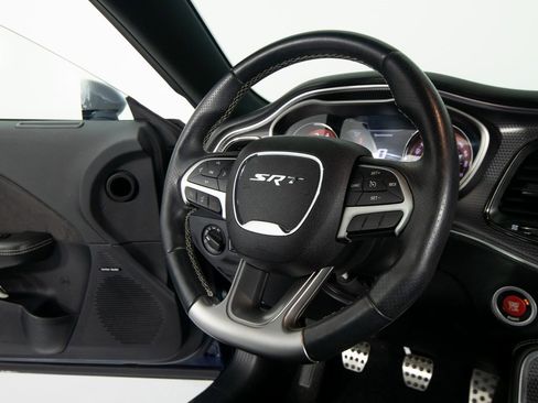 Used 2015 Dodge Challenger SRT Hellcat image 25