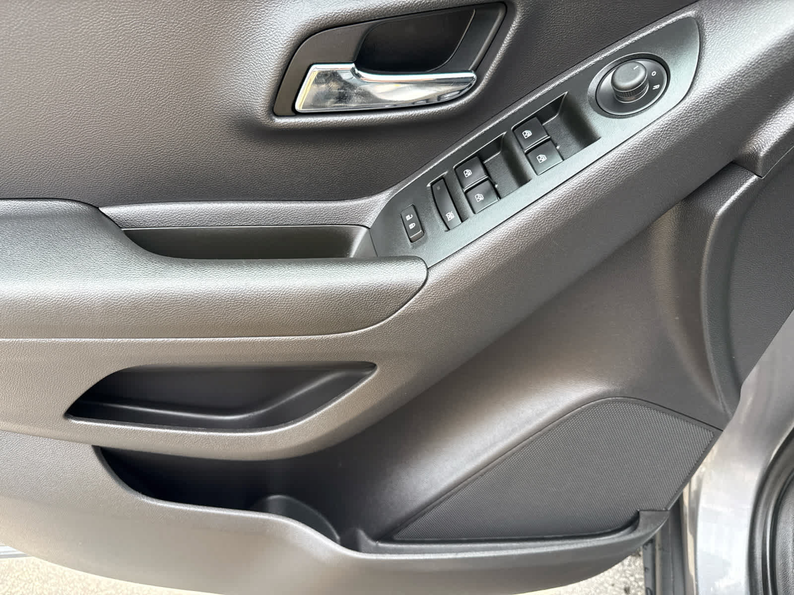 Used 2020 Chevrolet Trax LT FWD image 10