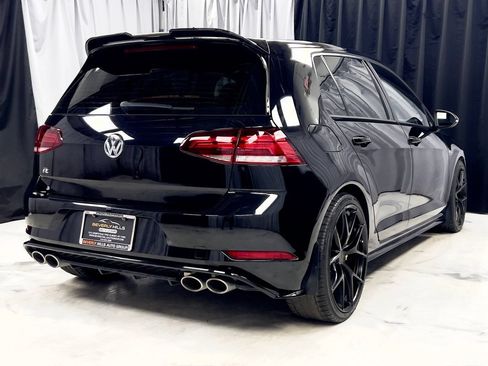 Used 2019 Volkswagen Golf R 4-Door AWD/4WD image 8