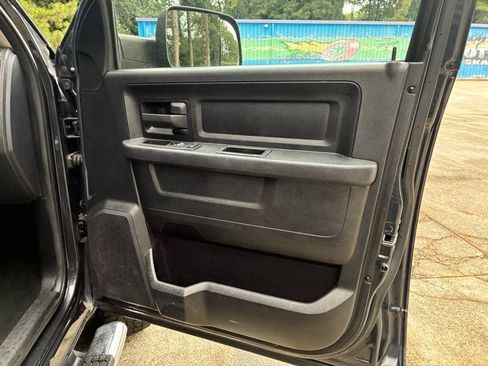 Used 2014 RAM 2500 Tradesman w/ Chrome Appearance Group AWD/4WD image 25