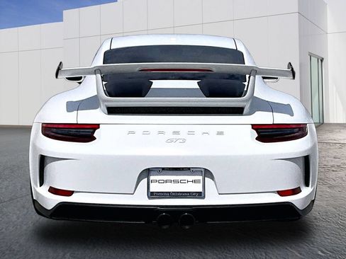 Used 2018 Porsche 911 GT3 RWD image 6