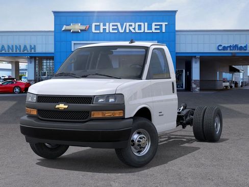 New 2025 Chevrolet Express 3500 w/ Power Convenience Package RWD image 26
