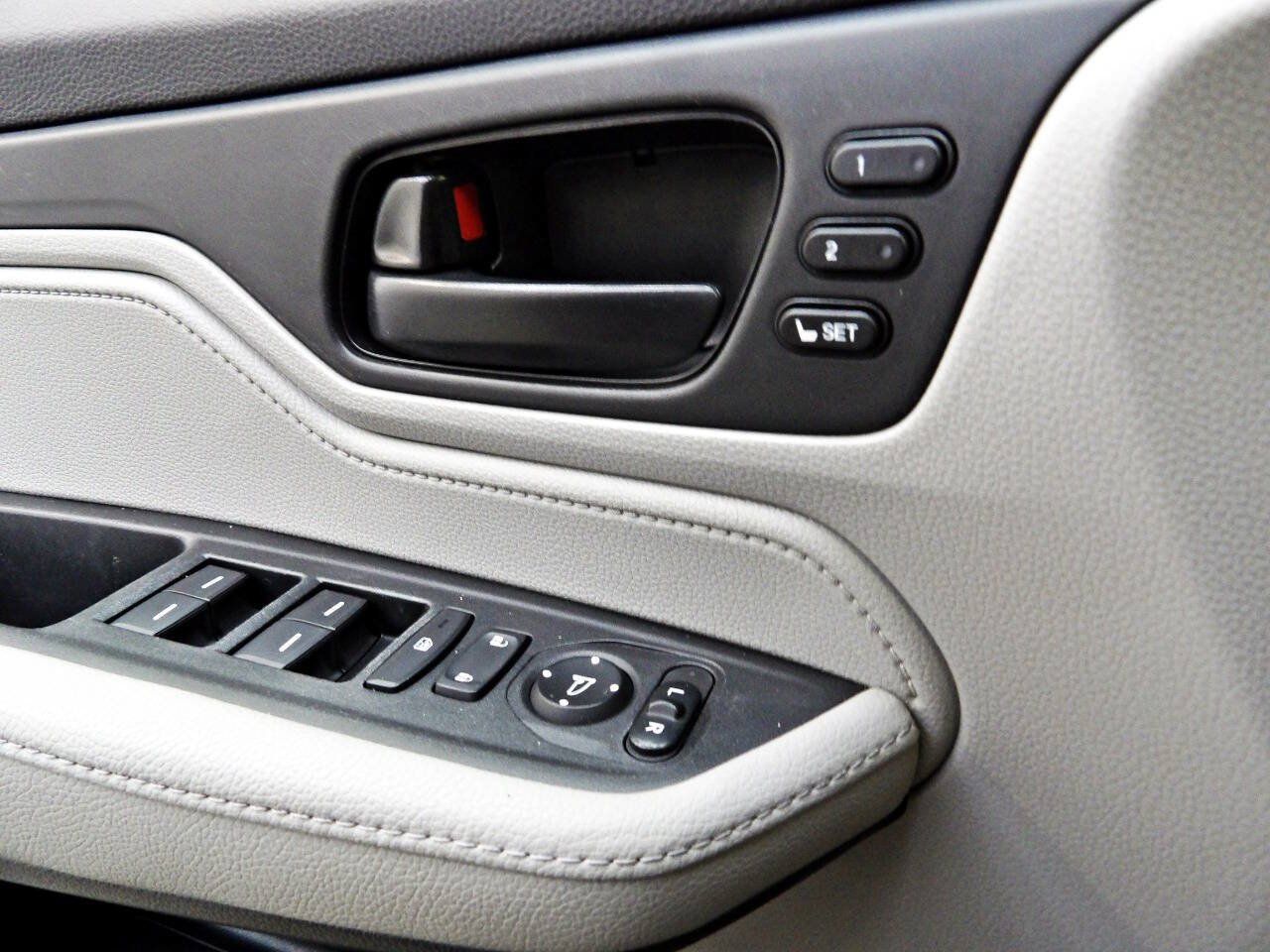 Used 2019 Honda Odyssey EX-L image 24