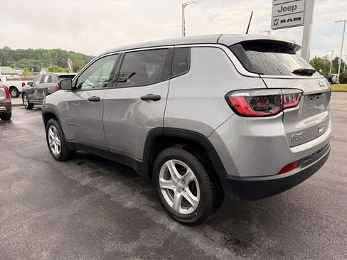 Used 2024 Jeep Compass Sport AWD/4WD image 7
