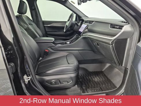 Certified 2024 Jeep Grand Cherokee Limited w/ Luxury Tech Group II AWD/4WD image 40