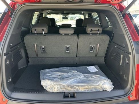 New 2025 GMC Acadia Elevation w/ Black Edition image 28