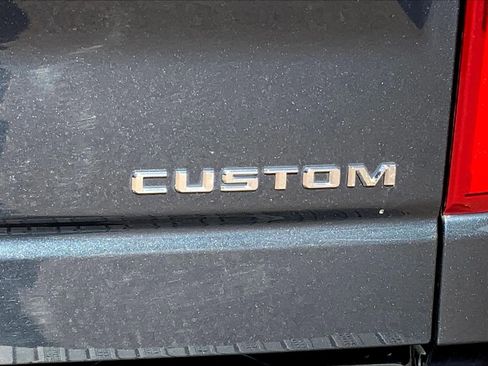 Used 2019 Chevrolet Silverado 1500 Custom Trail Boss w/ Custom Convenience Package image 9