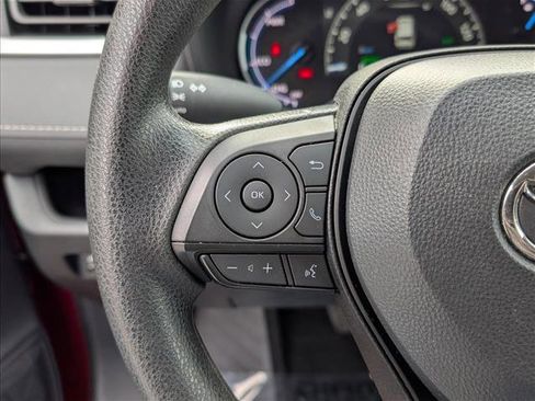 Used 2024 Toyota RAV4 XLE image 28