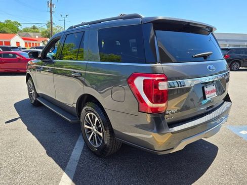 Used 2018 Ford Expedition XLT AWD/4WD image 34