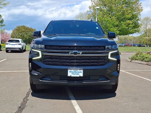 Used 2022 Chevrolet Tahoe RST w/ Luxury Package AWD/4WD image 2