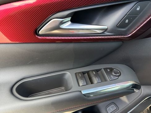 New 2026 Chevrolet Traverse Z71 w/ Enhanced Driving Package AWD/4WD image 11