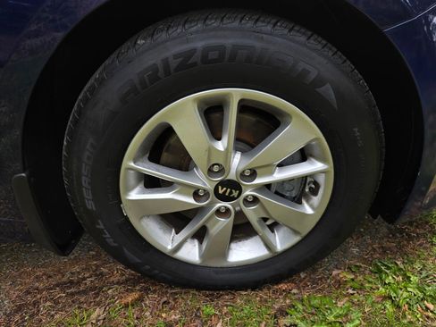 Used 2018 Kia Optima LX image 9