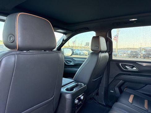 Used 2022 GMC Yukon AT4 AWD/4WD image 35