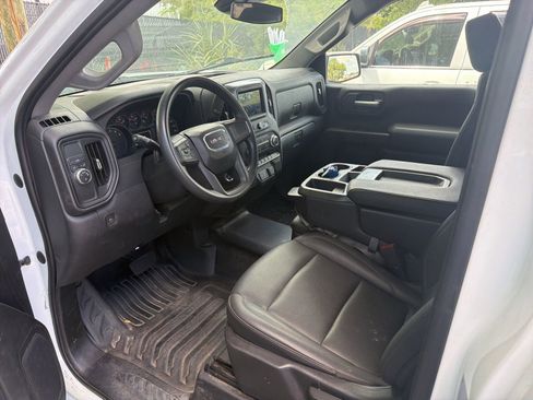 Used 2022 GMC Sierra 1500 Pro w/ Pro Value Package image 4