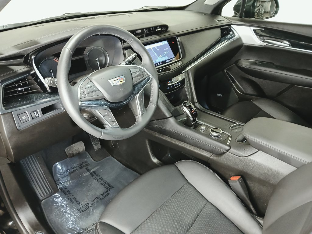 Used 2024 Cadillac XT5 Premium Luxury AWD/4WD image 16