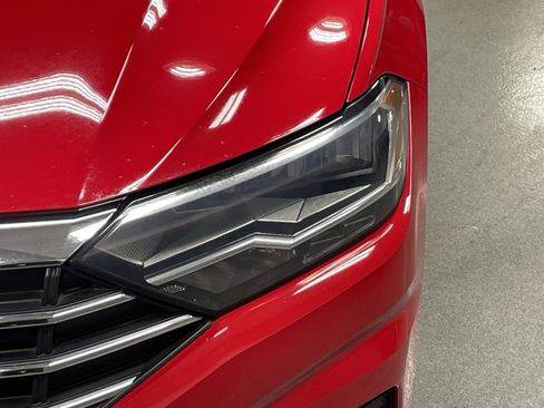 Used 2021 Volkswagen Jetta SE w/ SE Cold Weather Package image 6