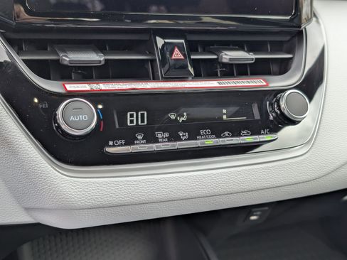 New 2026 Toyota Corolla SE image 17