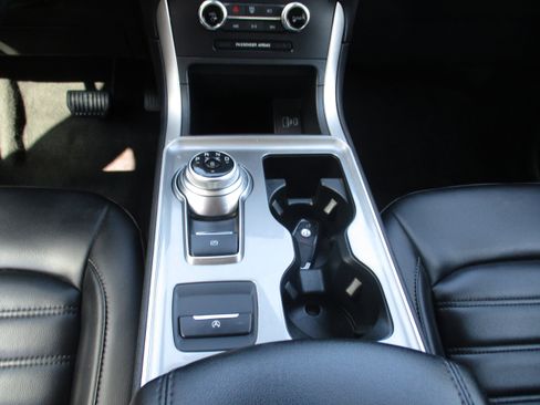 Used 2024 Ford Edge SEL image 34