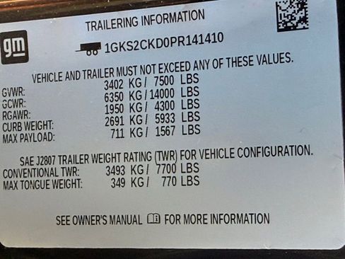 Used 2023 GMC Yukon AT4 AWD/4WD image 46
