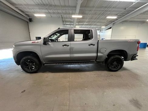 Used 2022 Chevrolet Silverado 1500 LT Trail Boss w/ LPO, Dark Essentials Package AWD/4WD image 6