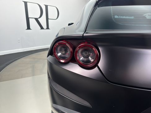 Used 2018 Ferrari GTC4Lusso T RWD image 15