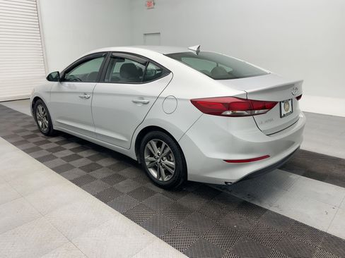 Used 2018 Hyundai Elantra Value Edition image 3