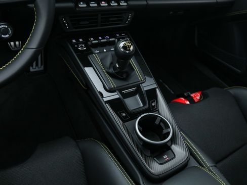 Used 2026 Porsche 911 GT3 RWD image 30