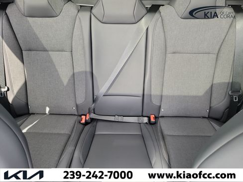 Used 2026 Tesla Cybertruck AWD Crew Cab image 31