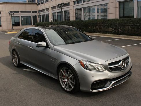 Used 2016 Mercedes-Benz E 63 AMG S-Model image 3
