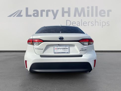 Certified 2024 Toyota Corolla LE image 4