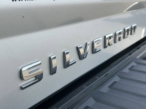 Used 2019 Chevrolet Silverado 1500 Custom w/ Custom Convenience Package image 8