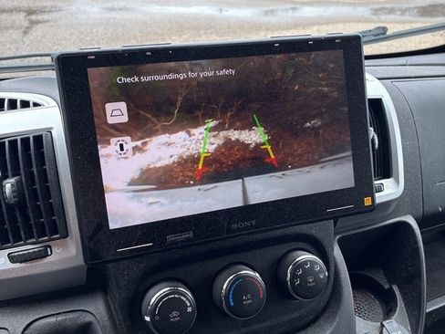 Used 2020 RAM ProMaster 2500 w/ Premium Appearance Group image 10