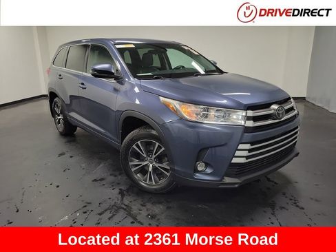 Used 2017 Toyota Highlander Plus image 1