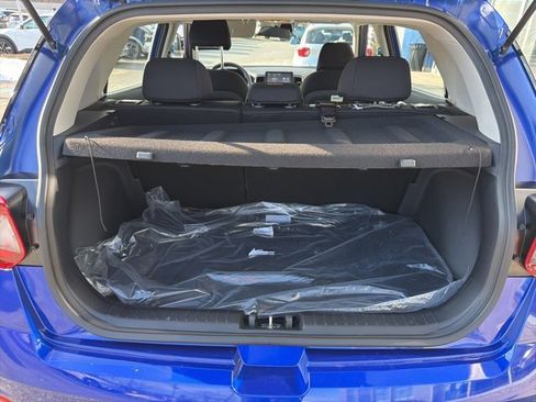 Used 2025 Hyundai Venue SE image 33