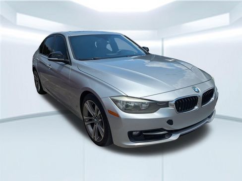 Used 2013 BMW 328i Sedan RWD image 3