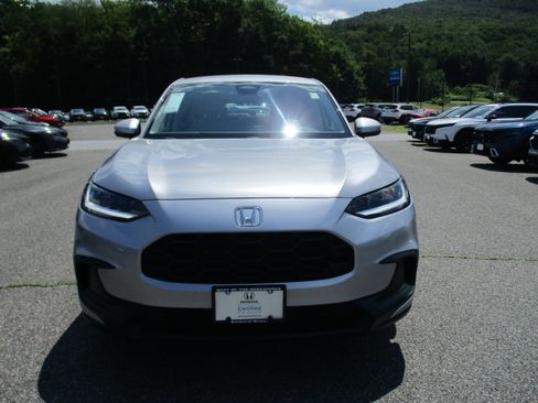 Certified 2023 Honda HR-V LX image 2