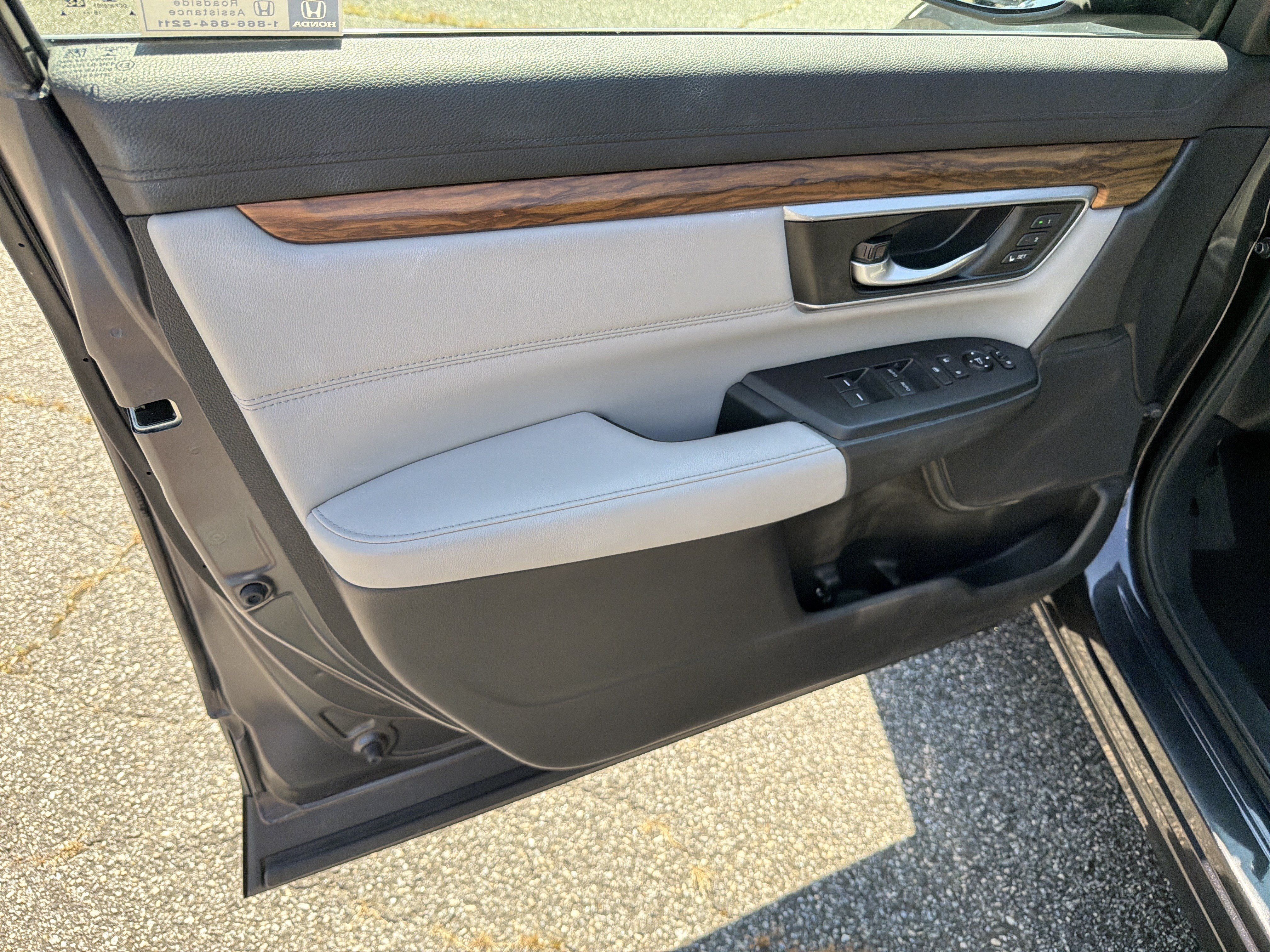 Used 2018 Honda CR-V EX-L image 10
