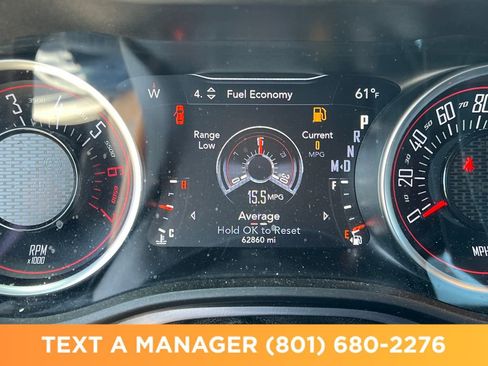 Used 2019 Dodge Challenger R/T RWD image 16